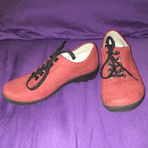 Red waldlaufer shoes